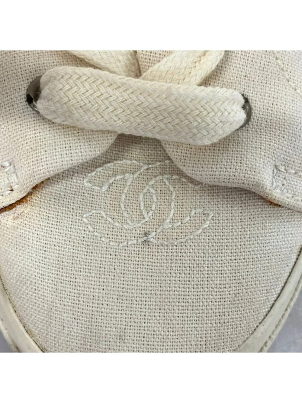 Chanel Sneakers 36 Ivory CC Logo